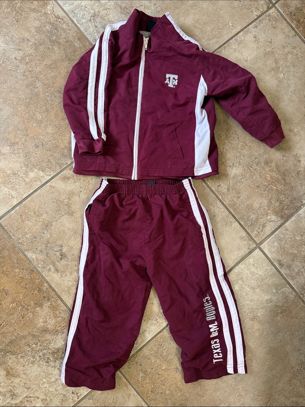 Kids' Texas A & M Aggies Maroon Jogger Set with White Stripes & official logo